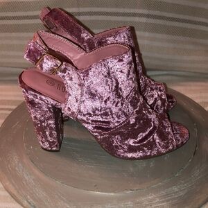 Rouge 9 Raspberry Smoothie Pink Crushed Velvet Peep Toe Heeled Shooties